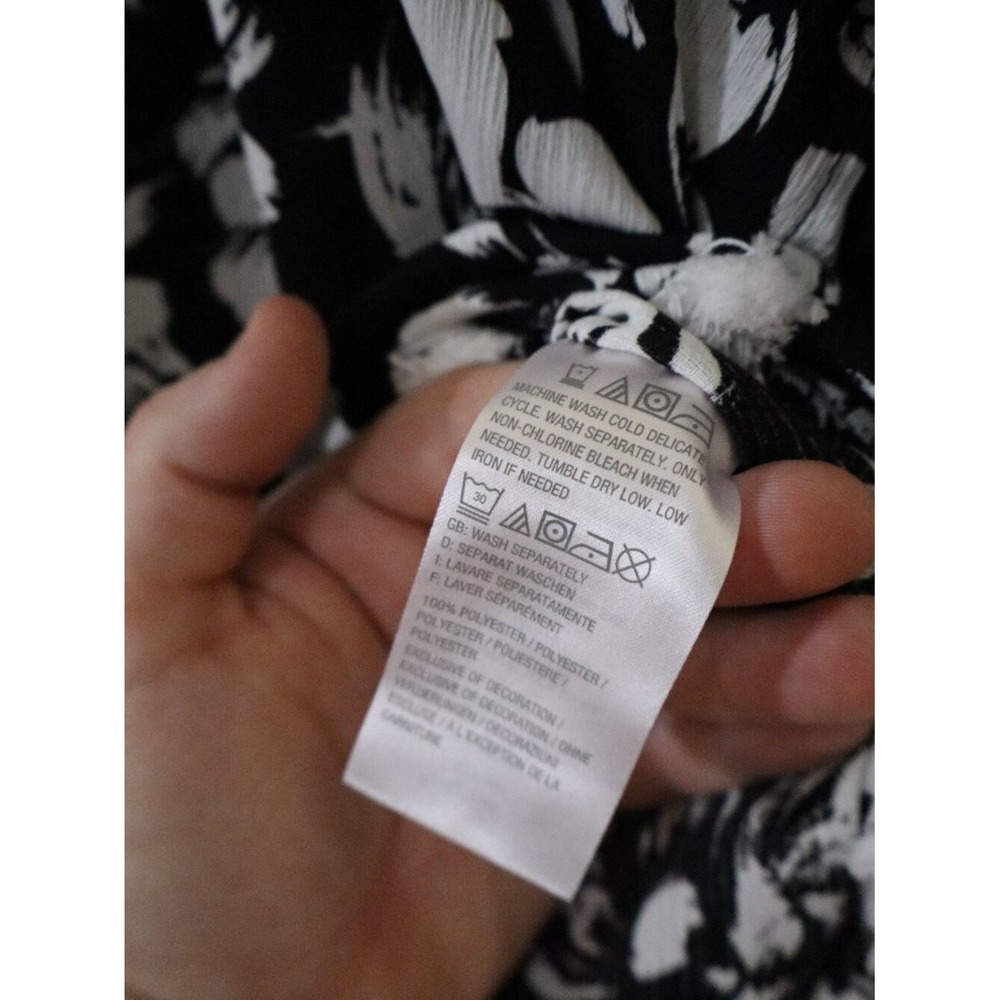 Boho Floral Beachwear Susan Graver Swim Cover Up M Black White Tassel Trim - Picture 6 of 7